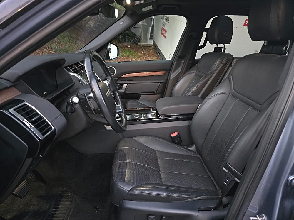 2018 Land Rover Discovery HSE V6 Supercharged