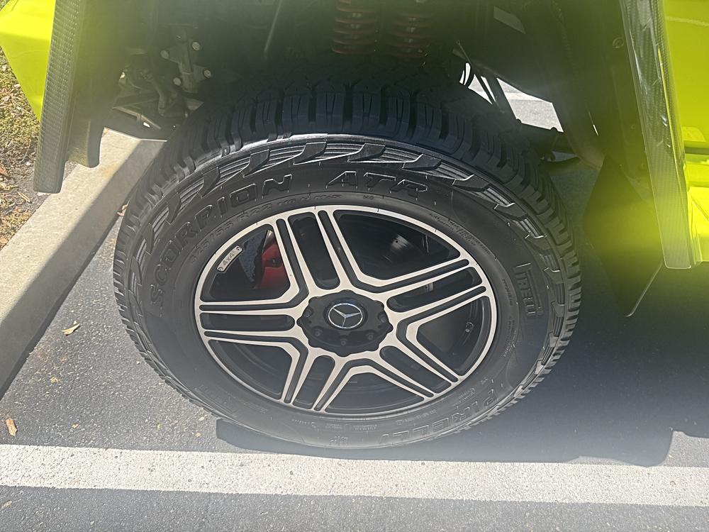 Super Rare Mercedes G Wagon 4×4 Square